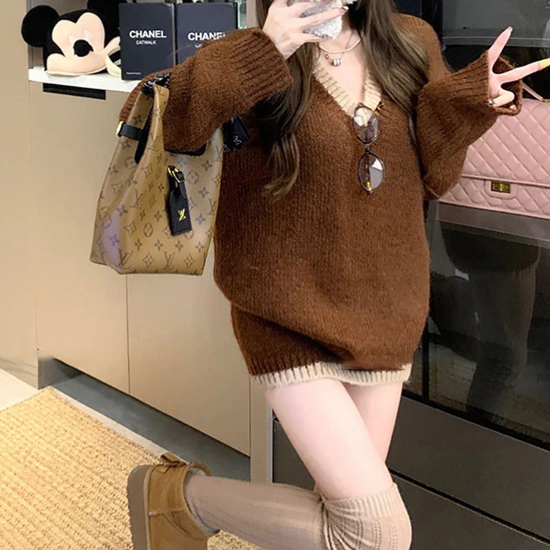 フランスのレトロなニッチなデザインレディース秋冬Vネックセーターボディコンスカートツーピースセット