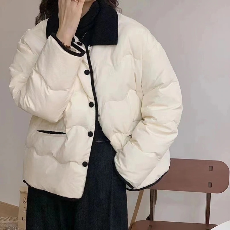 襟開きショートダウン女性2024冬新作甘め韓系小香風保温白アヒルの綿毛コート コットンジャケット 綿入れ30%制限