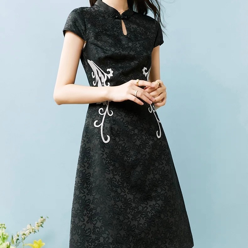 レディース ワンピース フレア ショート 膝上 半袖 スタンドカラー Aライン 刺繍 異国風 ヴィンテージ バイカラー チャイナボタン かわいい 大人可愛い きれいめ シンプル 上品 おしゃれ 8,378円