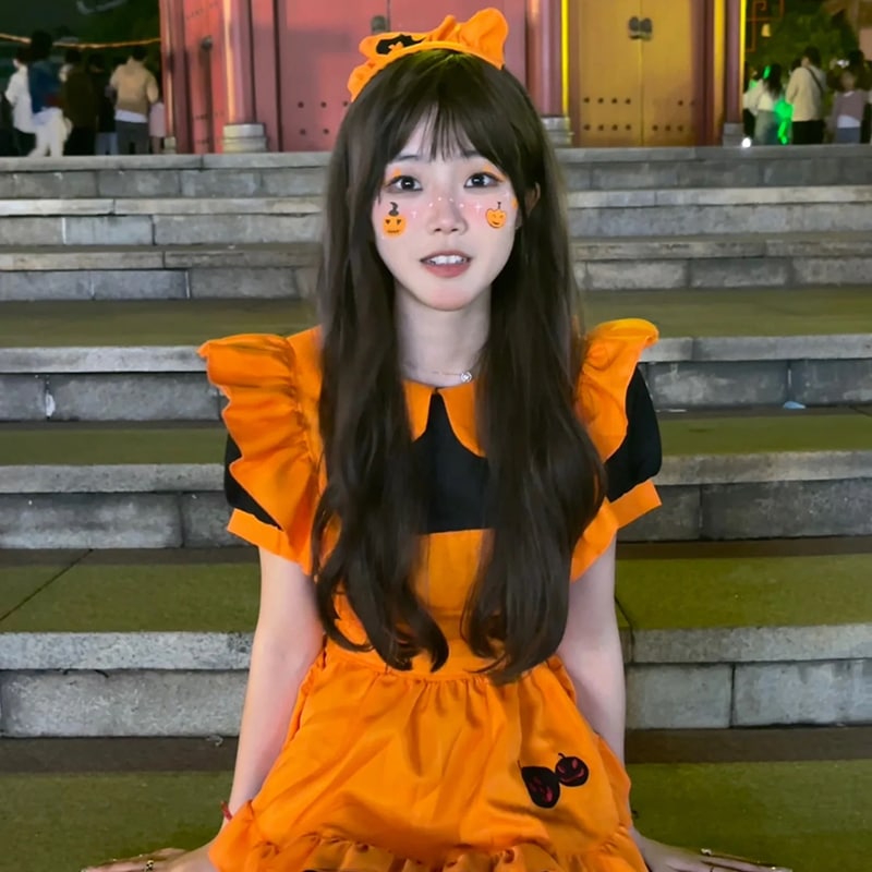 ハロウィンコスプレ服大人用コスチューム魔女衣装女性用カボチャ衣装大人用装飾とメイクアップパフォーマンス