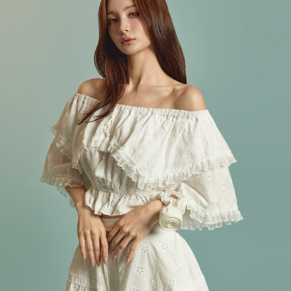 B3114 アイレット ブラウス