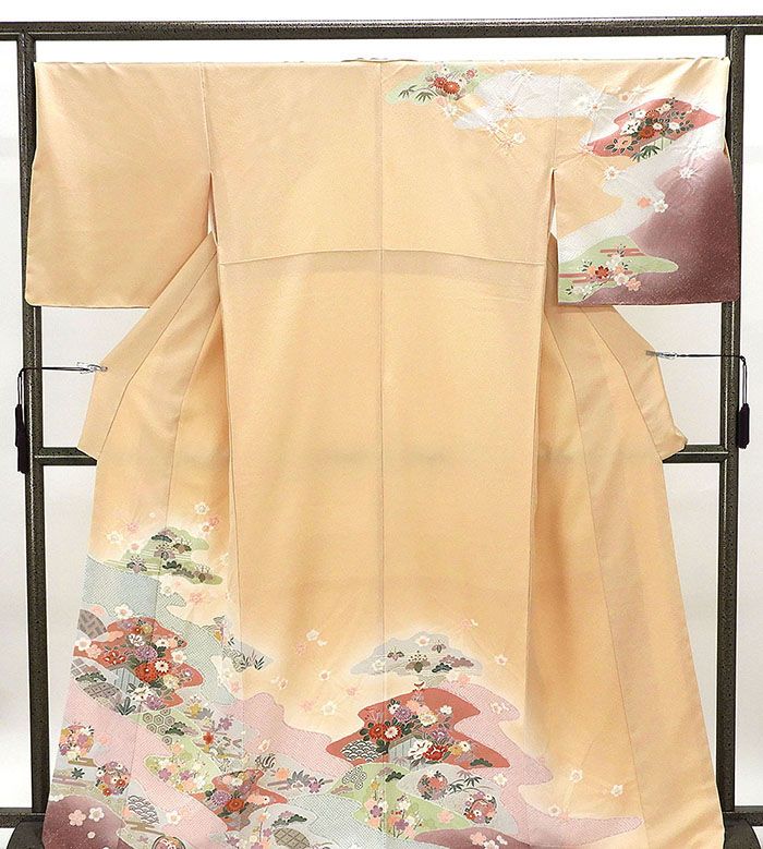 訪問着 未使用 正絹 四季花吉祥模様 身丈165.5cm 裄丈71.5cm 未着用 美品 新古品 着物 結婚式 入学式 卒業式 b4109