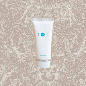 9/19入荷新品シャルクレール アンエアン シミ対策美白美容液　2本セット　① 9/19入荷新品シャルクレール アンエアン シミ対策美白美容液 2本セット ①