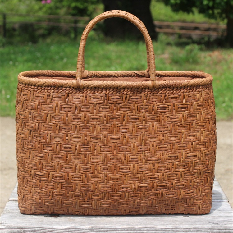 XXLサイズ 山葡萄 亀甲編み 籠 かご バッグ コンパクト 巾着 手作り 山葡萄 かごバッグ やまぶどう 山ぶどう カゴバッグ 持ち手 おしゃれ バスケット メルカド レディース ハンドバッグ 着物