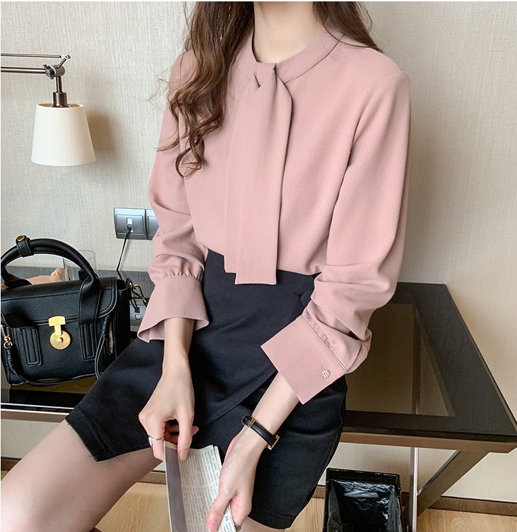 リボンタイ付きシャツ ピンクシフォンシャツ オフィスカジュアル 長袖シフォンシャツ トップス Tシャツ シャツ ブラウス 袖あり 長袖 パフスリーブ Uネック ハイネック ストレート Iライン