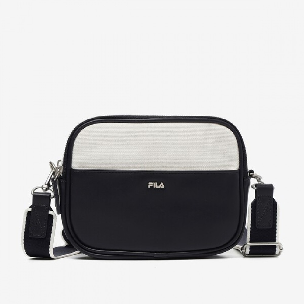FILAキャンバススクエアクロスバッグ FS3BCE6339FINA