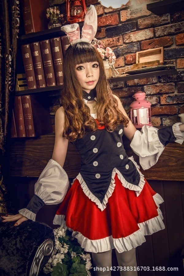 にゃんこくアニメコスプレ問題子供は皆異世界バニーガールウサギメイド服から来ています