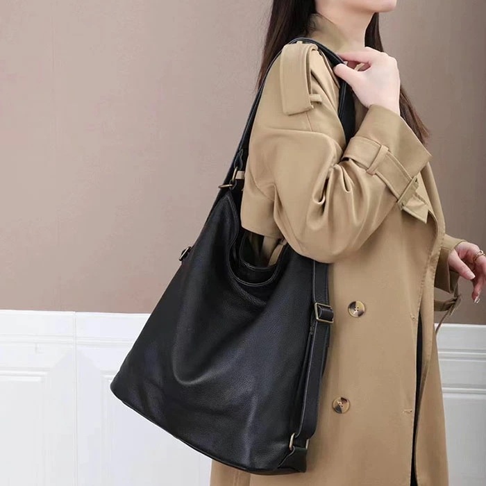 3wayバッグ 本革 レディース トートバッグ レザー ショルダーバッグ 大容量 リュック 肩掛けバッグ 2way 3way 肩掛け 斜めがけ バッグ リュックサック シンプル カジュアル 大人 フォ