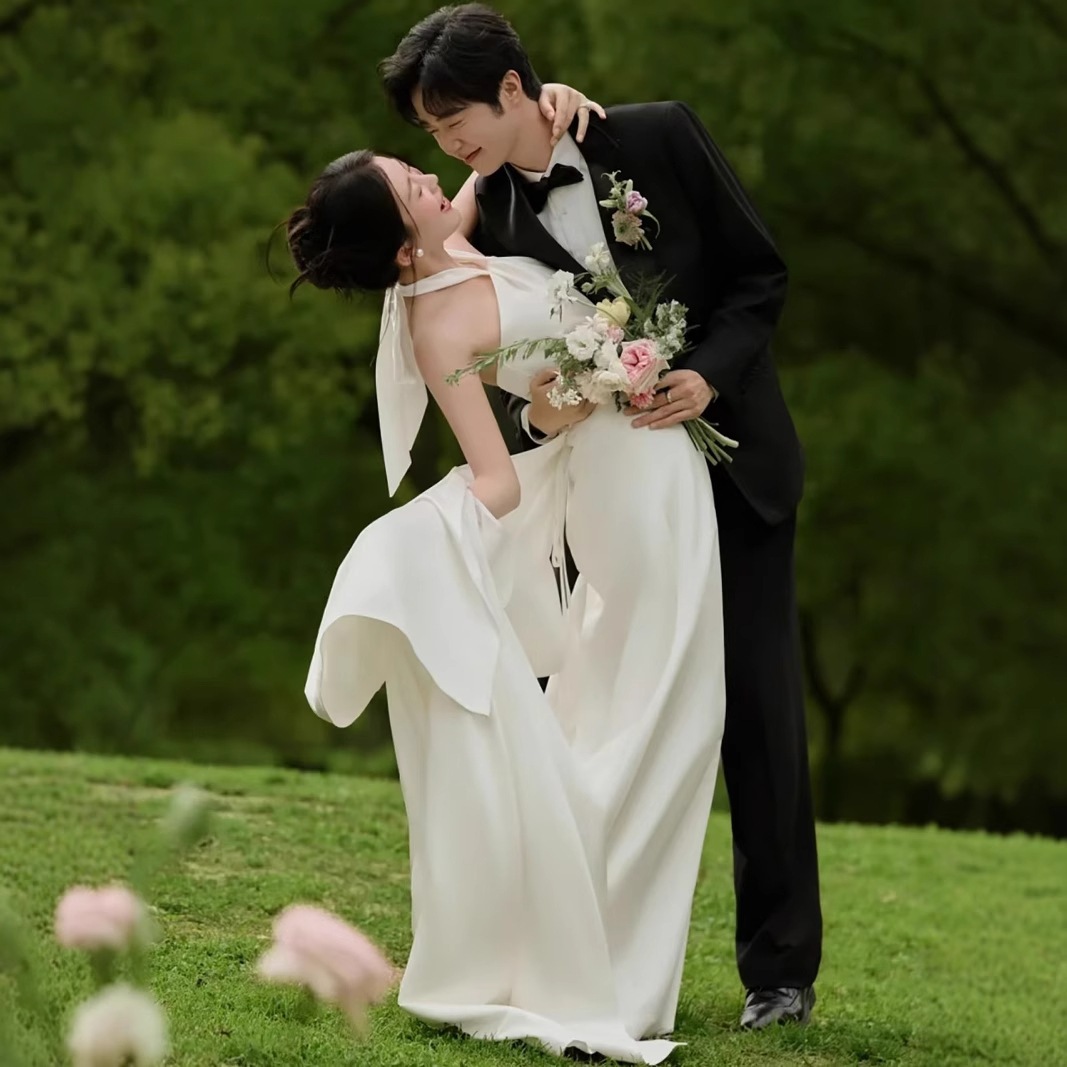 「SIAI」【無.料 2025新入荷·高.品質】【豪華でロマンチックなデザイン！】ウェディングドレス 白 イブニングドレス パーティードレス ワンピース 二次会 結婚式 成人式 演奏会 花嫁 お呼ばれ