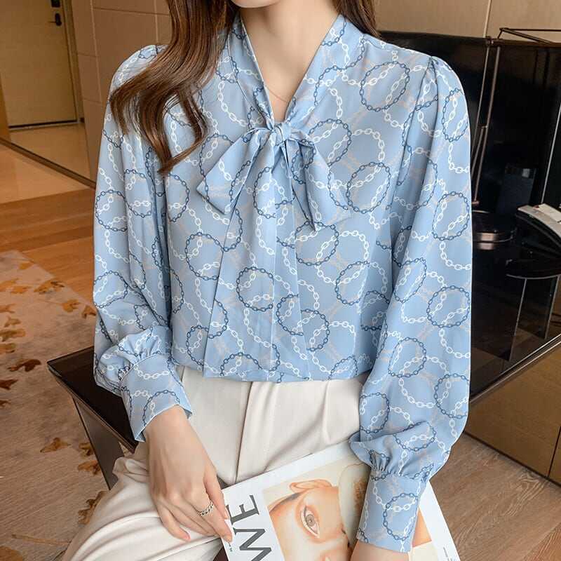 ブラウス レディース シャツ トップス 人気 おすすめ おしゃれ お洒落 激安 安い プチプラ 長袖 ロング 美シルエット 華奢見え スタンドカラー ボウタイ リボン プリント wto096