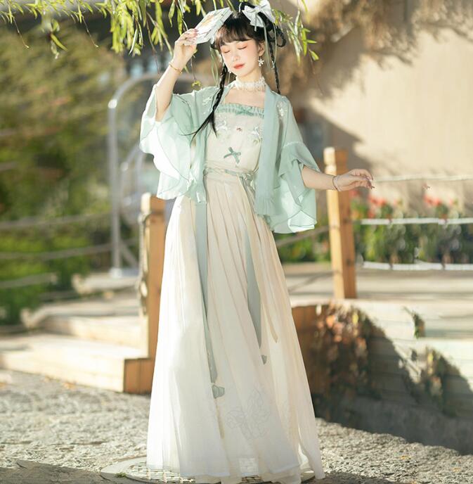 【TikTok人気新品】漢ドレス 可愛い 改良漢服 春服 中華 ロリータ服 フレア袖ボレロ ショート丈羽織 キャミソール シフォンスカート ロング丈 スカート フレッシュ 花見撮影衣装 イベント 文化