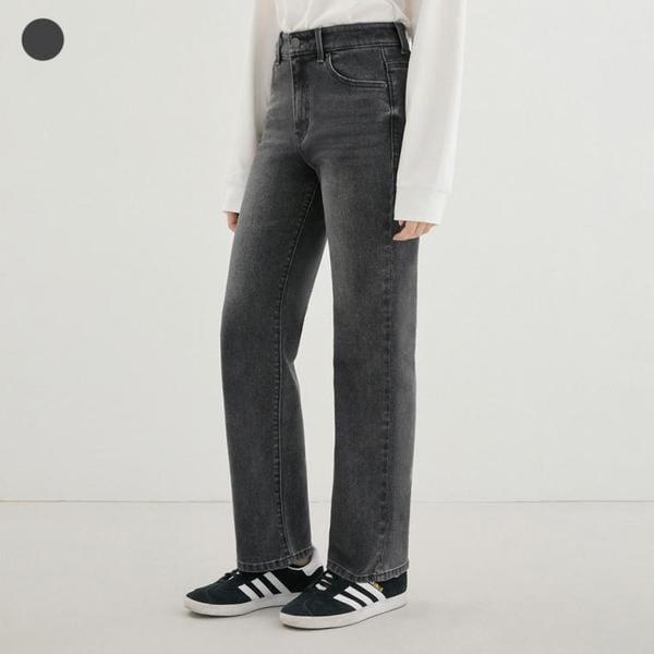 女性グレースストレート_K YP3D9140