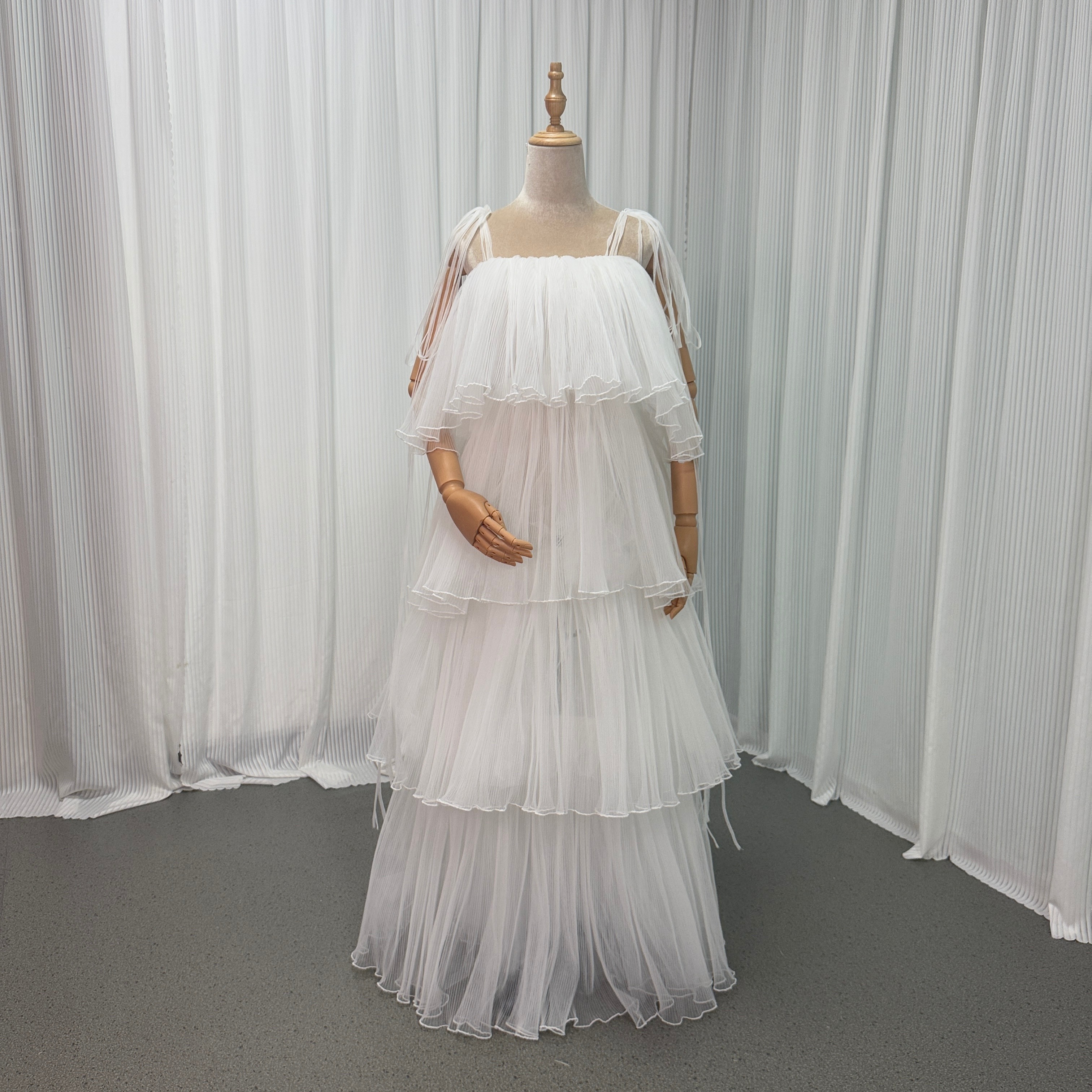 ウエディングドレス オーバードレス キャミソール プリーツスカート ふわふわ オフホワイト 色直し