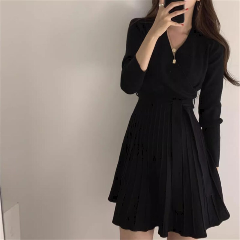 ワンピース ミニワンピース ミドル丈 袖あり 長袖 Vネック レギュラー かわいい 大人可愛い きれいめ シンプル カジュアル 大人 上品 おしゃれ お洒落 かっこいい 大人女子 こなれ感 ラブリー