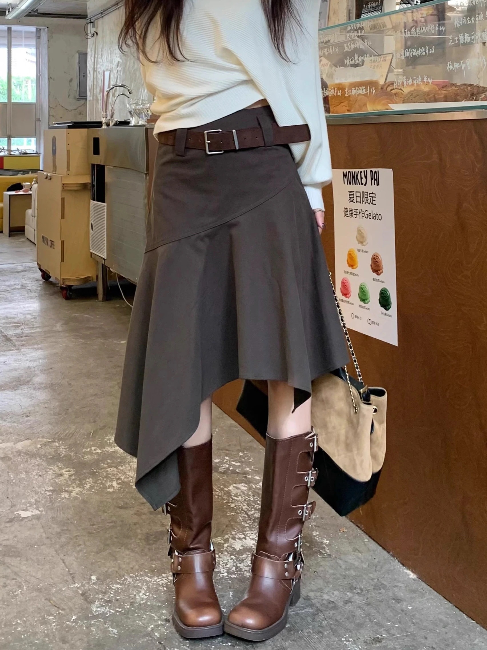 韓国系ファッション 美脚効果 お出かけ 甘め ハイウエスト おしゃれ かわいい フェイクキュートフレンチ Aライン 2025秋冬 レディース 韓国トレンドスカート 細見え ミディアム丈 脚長効果