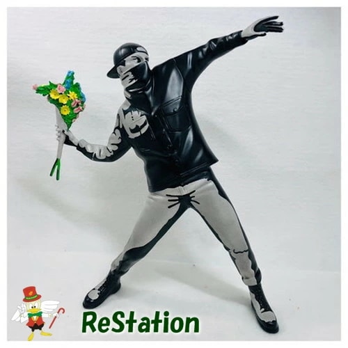 【中古】BANKSY FLOWER BOMBER フラワーボンバー フィギュア バンクシー Brandalism MEDICOM TOY メディコム トイsync（CONCRETE Ver.）オリジナ