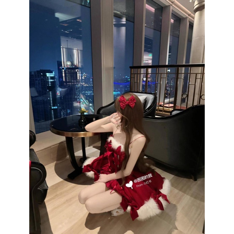 クリスマスの雰囲気の豪華なパッチワークの暖かいケープコート+ロリータプリンセスふくらんだスカートスーツ女性用