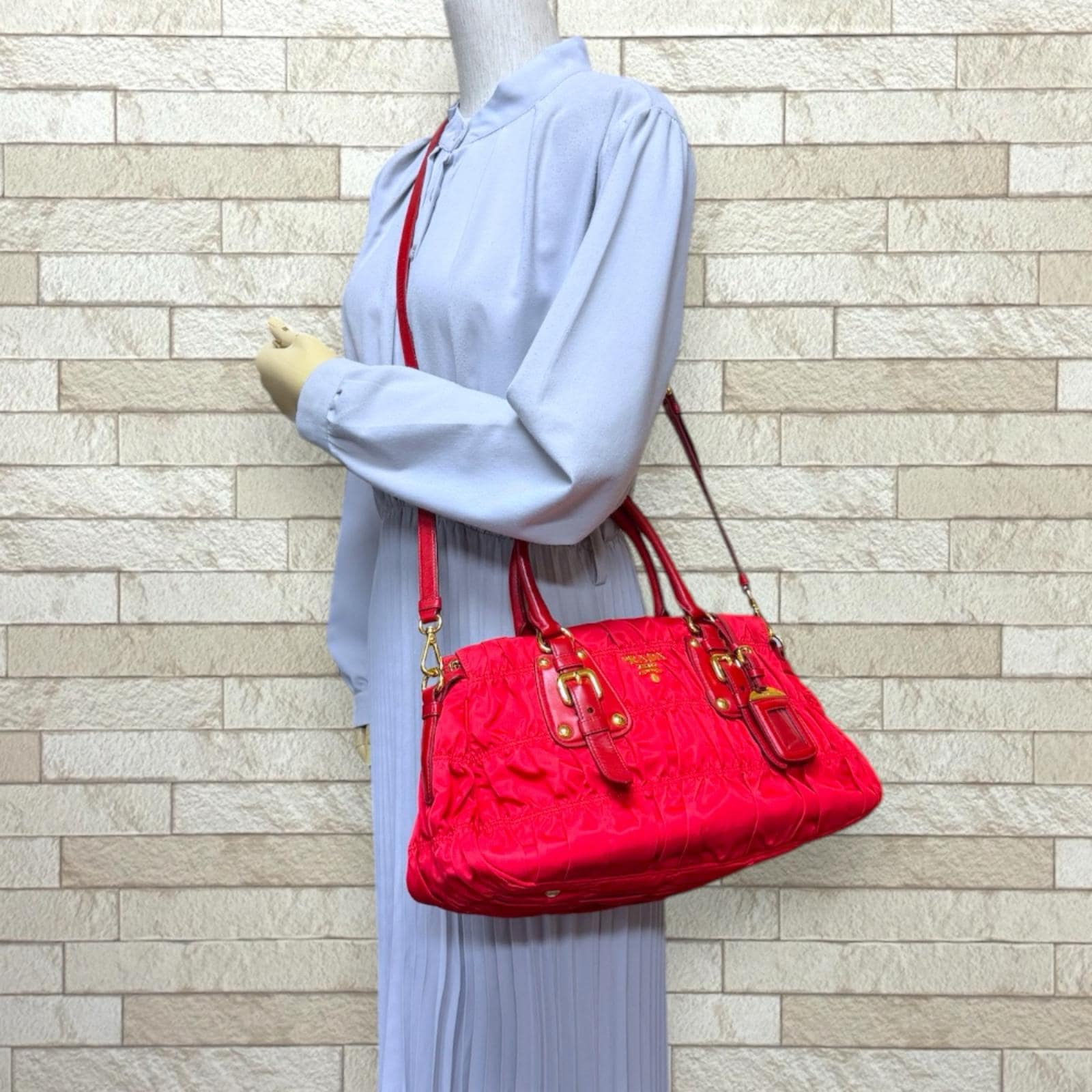 プラダ ギャザー ショルダーバッグ ナイロン BN1407 レッド PRADA 中古