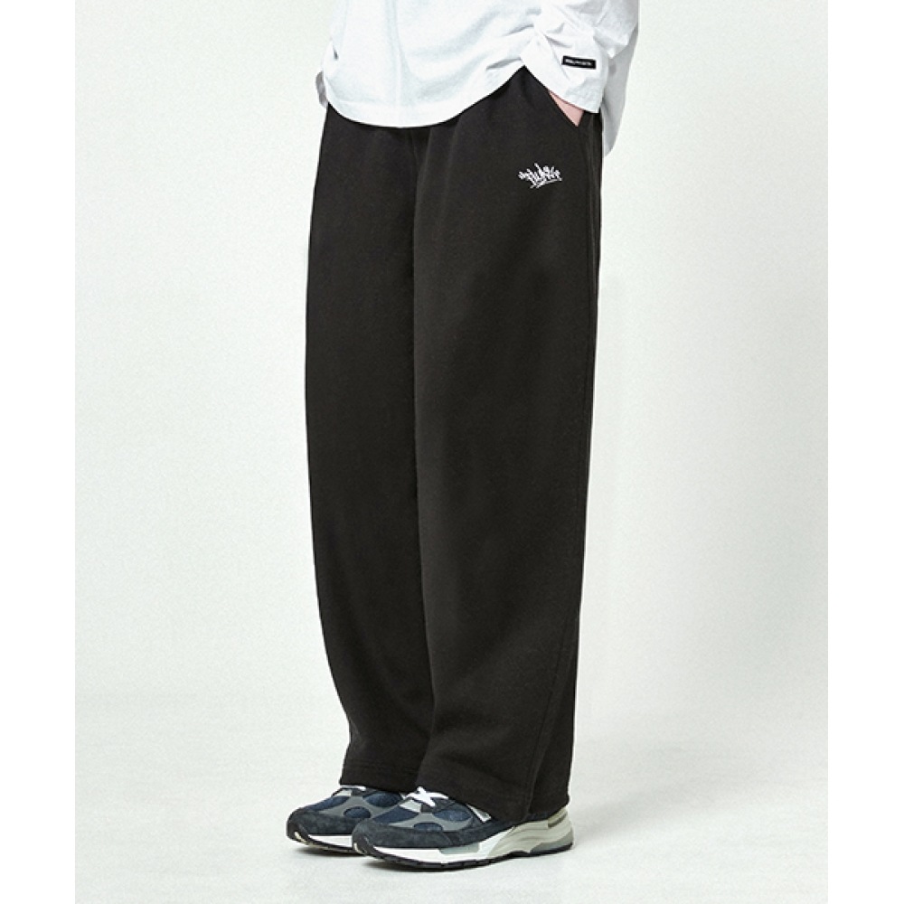 FLUKE ヘビーウェイトスラムロゴスウェットパンツブラック FTP205