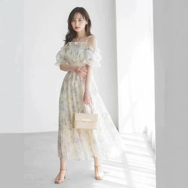 新入荷！ 期間限定オファー ワンピース レディース オフショルダー 花柄 プリーツ ミモレ丈 パフスリーブ スタイルアップ 上品 かわいい 日系 夏 ハイウエスト ポリエステル素材ワンピース レディー