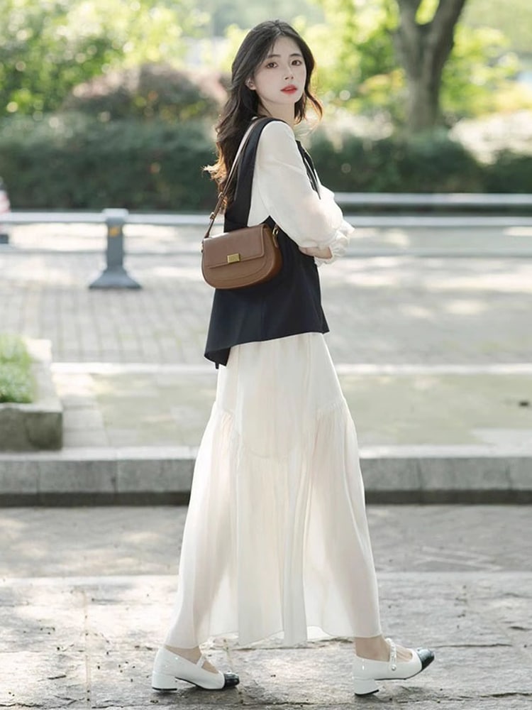 服の完全なセットと小さなお茶の摩耗の2023年初秋の新しい女性の長袖白いドレスシニア感覚