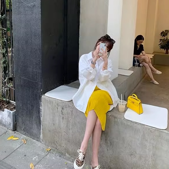 スカート ロングスカート プリーツスカート ロング ロング丈 セミフレア Aライン プリーツ スリット バックスリット ハイウエスト かわいい 大人可愛い シンプル 大人 おしゃれ お洒落 アジアン