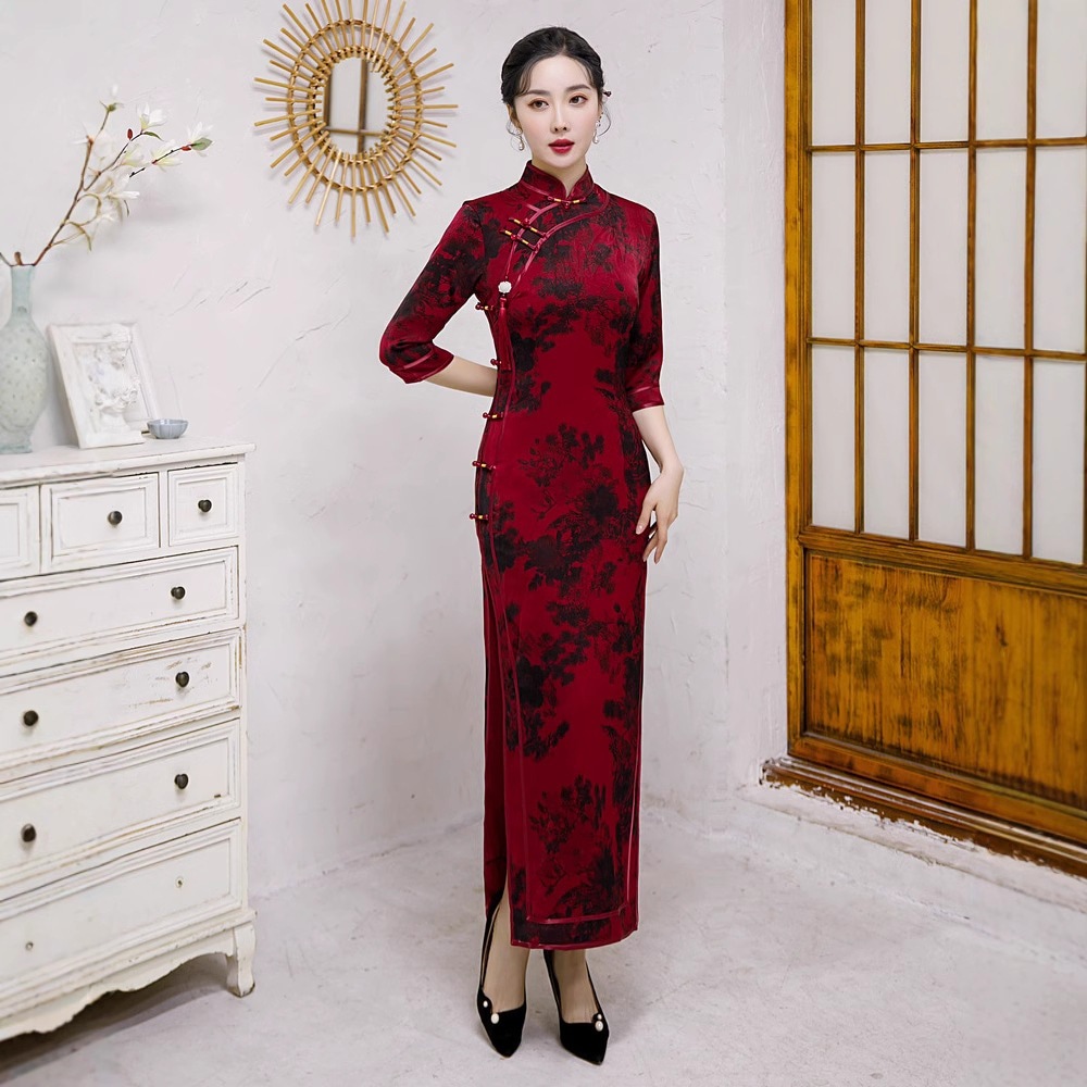 ワンピースドレスドレス2025秋と冬2025エレガントなスリットスリットレトロサテンドレス長