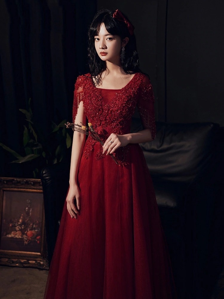 花嫁の乾杯服2024夏魅力的な結婚式薄い結婚式宴会気質バーガンディドレス