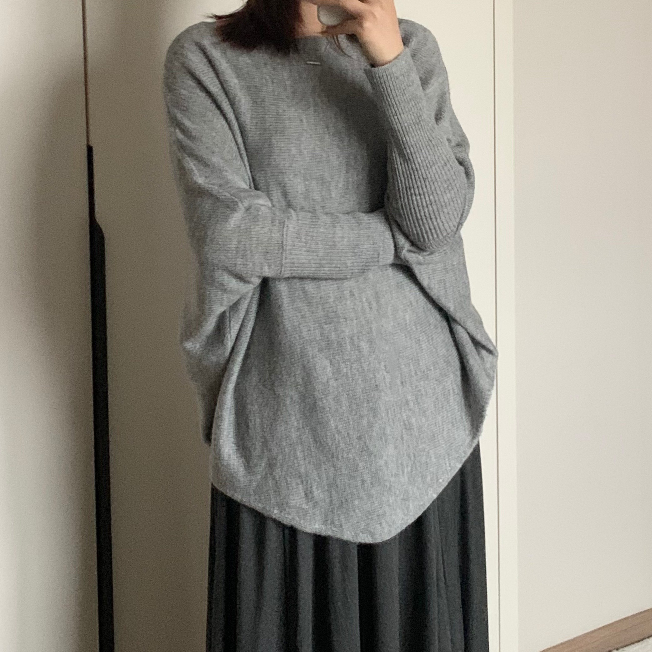 トップス セーター 長袖 ボートネック ドルマンスリーブ プルオーバー ミディアム丈 アシンメトリー かわいい 大人可愛い きれいめ シンプル 上品 おしゃれ かっこいい カジュアル こなれ感 ラフ