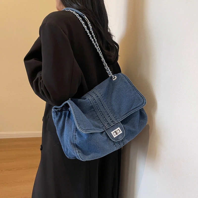 デニム かたかた掛け ファッション 大容量トートバッグ 手提げバッグ トートバッグ ショルダーバッグ チェーン スマホポーチ