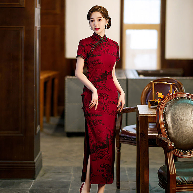 チャイナドレスロングレトロ共和国スタイルレディースデイリー改良ドレスバーガンディ母親衣装インク蘭錦