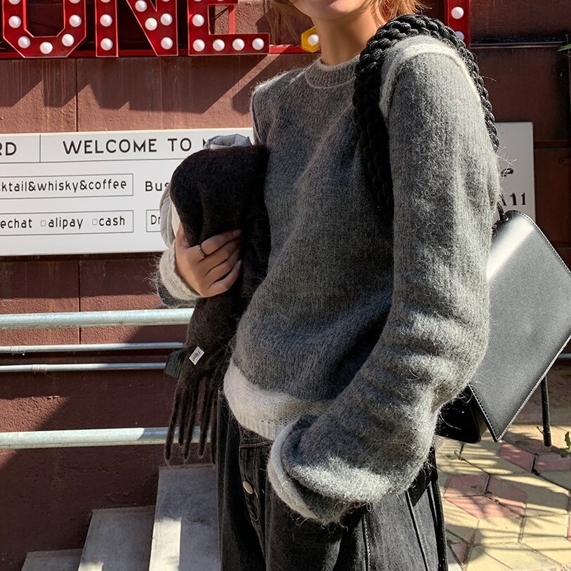 トップス ニット セーター レディース 長袖 萌袖 ラウンドネック ワイド ストレート もこもこ ふわふわ 透け感 バイカラー ドッキング ニット モヘア ナイロン ウール アクリル かわいい