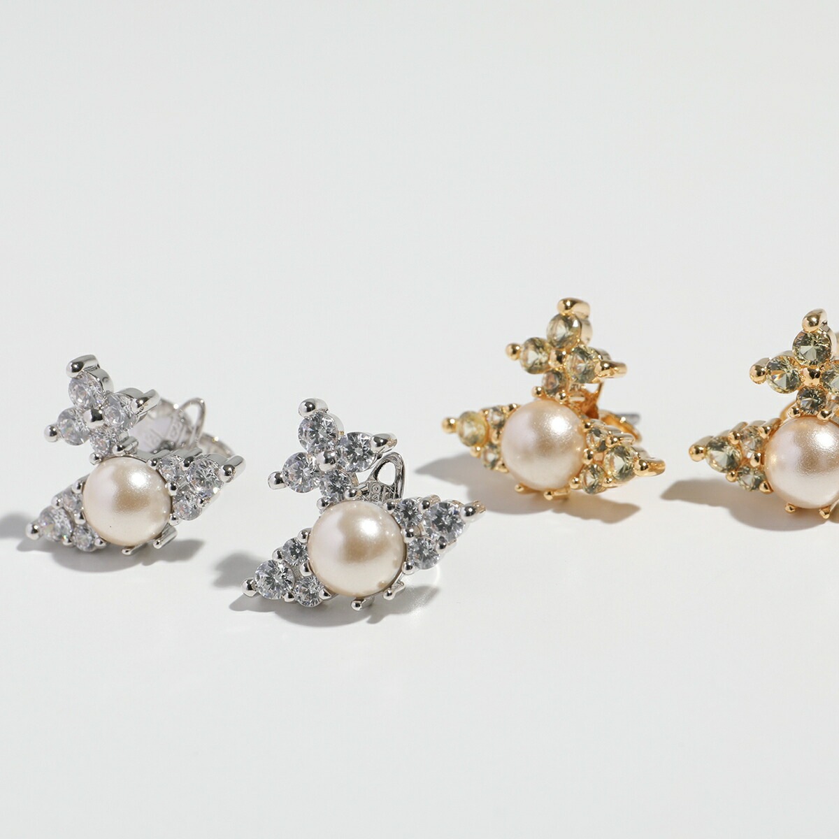 Vivienne Westwood ヴィヴィアンウエストウッド ピアス FEODORA フェオドラ 6201034Y レディース オーブ パール クリスタル装飾 カラー2色