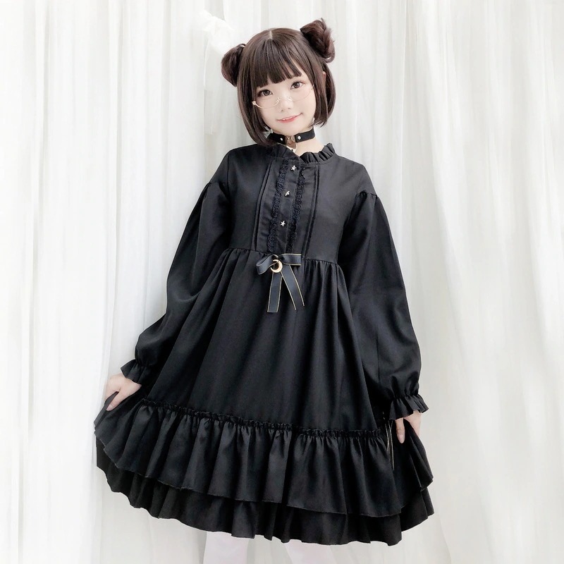 月明かりの下の城秋と冬の長袖の黒い柔らかい女の子の日本のロリータドレスゴシックレトロ宮殿