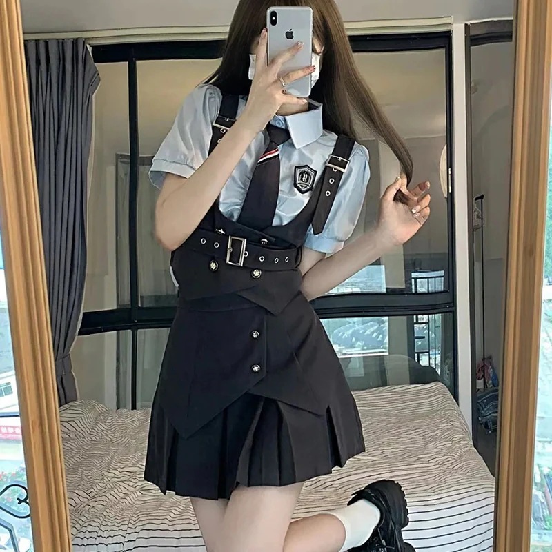 日本のJK制服スタイルのプレッピーな雰囲気純粋で魅惑的な女性用3点セット夏フィットウエストベスト半袖シャツプリーツスカート