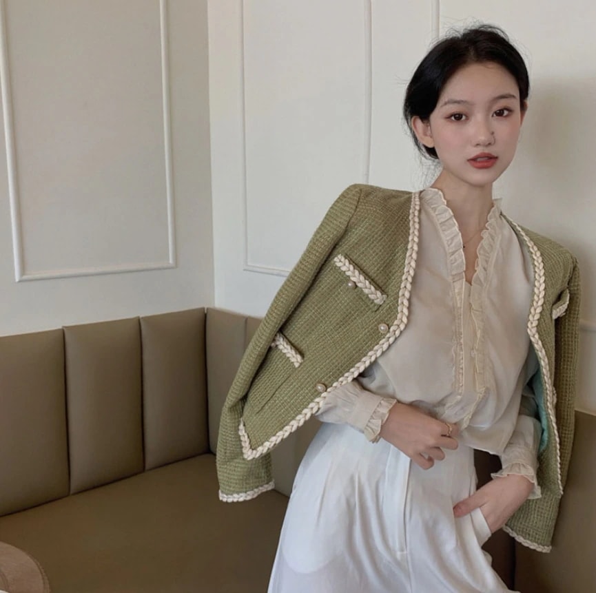 アウター ジャケット ミドル丈 袖あり 長袖 Vネック ストレート ツイード かわいい 大人可愛い きれいめ 大人 上品 おしゃれ お洒落 かっこいい レトロ メンズライク ガーリー 大人女子 無地