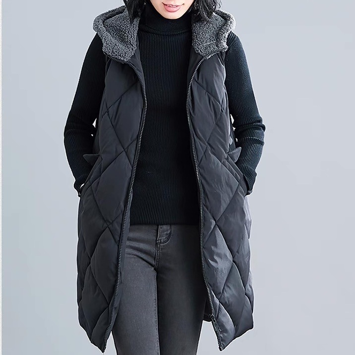 レディース ブルゾン アウター 上着 袖なし ノースリーブ フード フェミニン ストリート もこもこ ふわふわ ふっくら ポケット 切り替えデザイン ドッキング キルティング ボア きれいめ シンプル