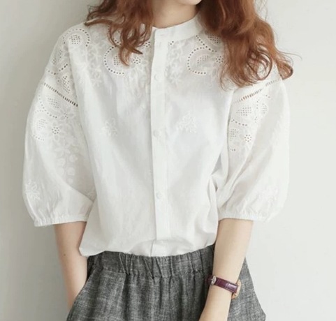 レディース トップス シャツ ブラウス 5分袖 パフスリーブ ボリューム袖 スタンドカラー フェミニン 刺繍 シフォン 前開き 大人可愛い きれいめ シンプル カジュアル 上品 おしゃれ レトロ