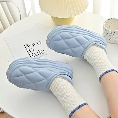 193Kコットンスリッパ女性シーズン外新しいダイヤモンド格子暖かい産l後毎月靴カップル厚底綿の靴