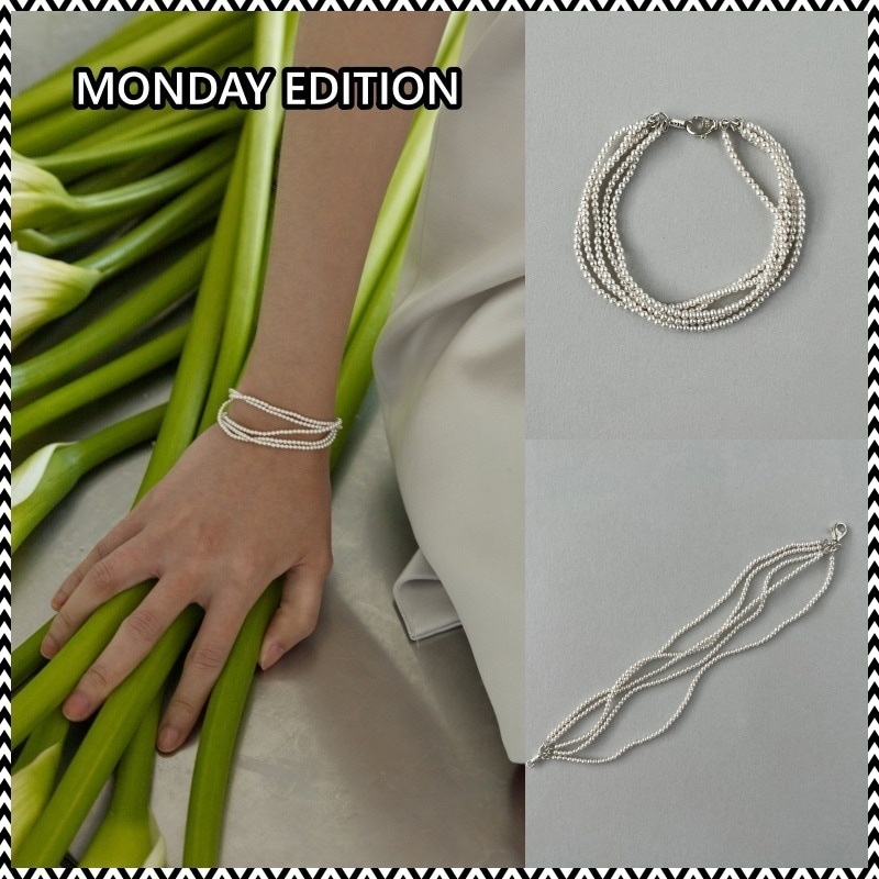 MONDAY EDITION [MJxME] Petite Pearl Bunch Bracelet