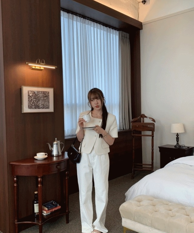 (結婚式ルック) サマーツイード半袖ジャケットアイボリーブラック [ジャケット/半袖ジャケット/結婚式ルック/アウター/コーディネートおすすめ/ミニマルルック/デイリー/会社員/直購夏コーディネート/