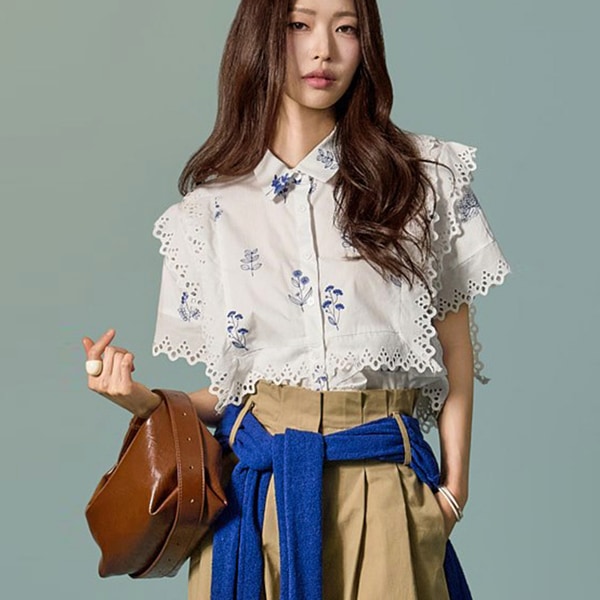 S877 フラワー刺繍パンチングシャツ