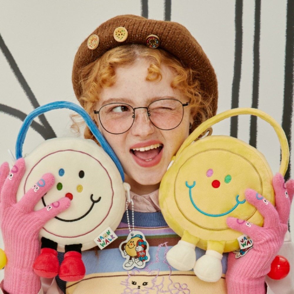 ヴァンウォークスマイルクロスバッグ 7,469円