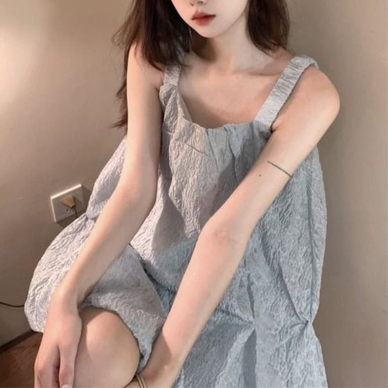 【1つ買うと10つ無料】韓国の女の子の甘いサスペンダードレス女性春と夏2025年2025年の小さな年齢を減らすかわいいプリンセスパフスカート