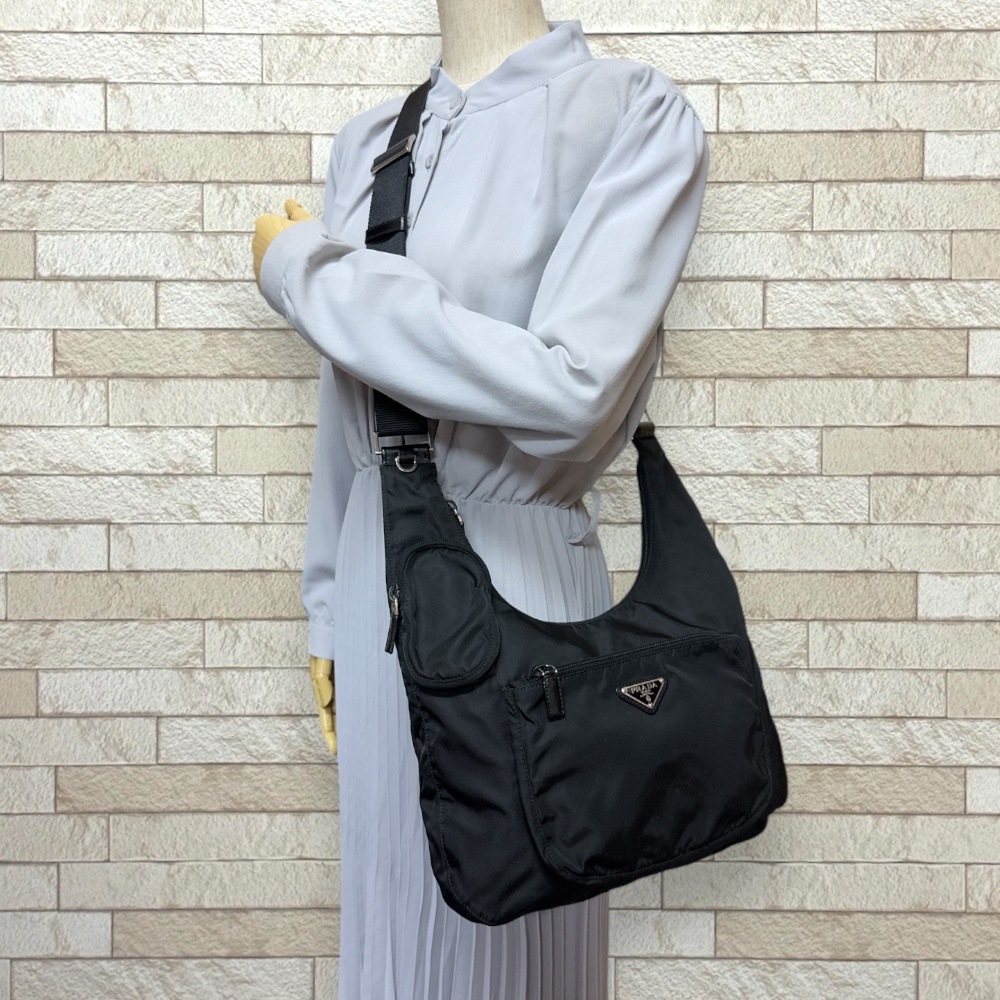 プラダ ショルダーバッグ ナイロン BT0519 ブラック PRADA 中古
