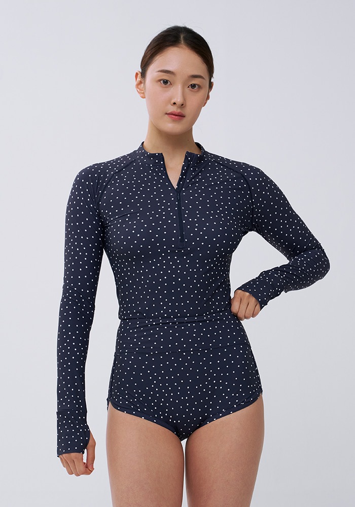 【Navy Dot Rashguard + Navy Dot shorts】 レディース 競泳水着 レディース フィットネス水着 韓国ファッション スイムウェア タイト スタイリッシュ