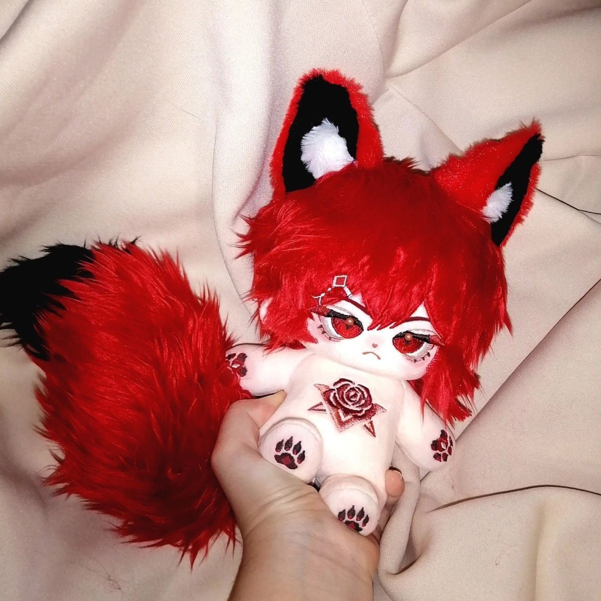 原神 ディルク キャラクター cmサイズの綿人形 かわいい赤髪獣耳ぬいぐるみ ゲームグッズ