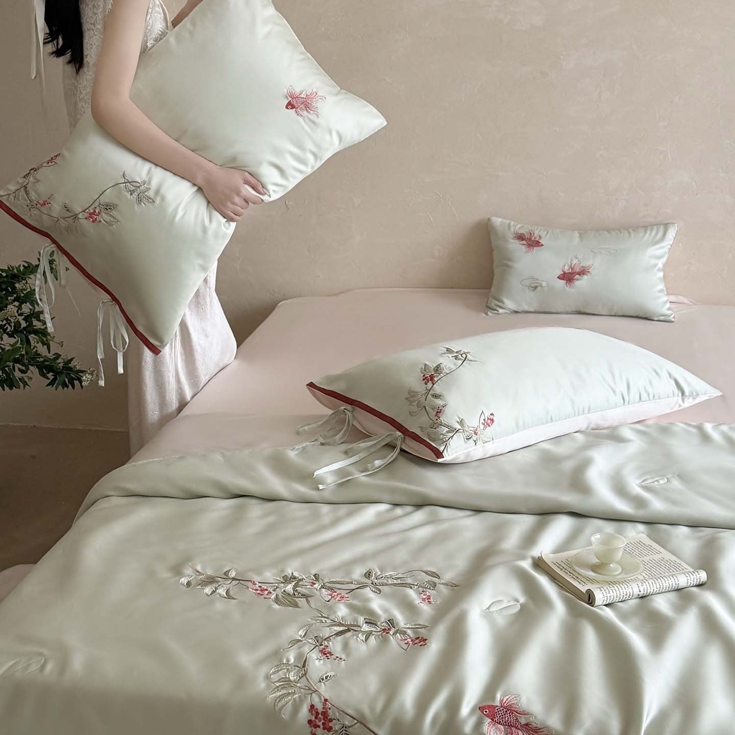 5.12【迅速な発送】60S 夏 ランキング天絲 刺繍 夏掛け布団 4点セット シルク感 裸寝 洗濯機可 エアコン用 夏 薄