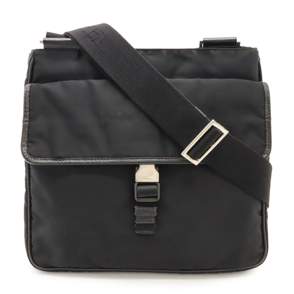 ロゴジャガード トライアングルロゴ ショルダーバッグ メッセンジャーバッグ ナイロン レザー NERO 黒 ブラック シルバー金具 VA026