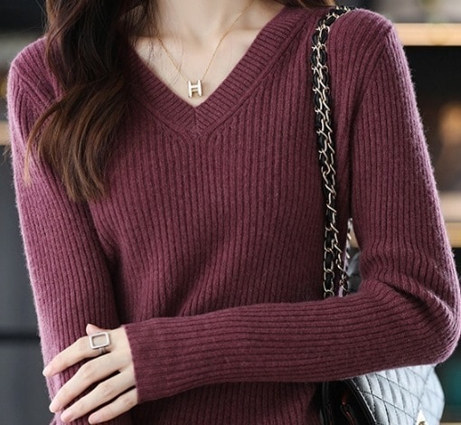 トップス セーター 上着 袖あり 長袖 ボリューム袖 Vネック 襟なし タイト 細身 ストレート Iライン 伸縮性 かわいい 可愛い きれいめ シンプル カジュアル 上品 おしゃれ お洒落